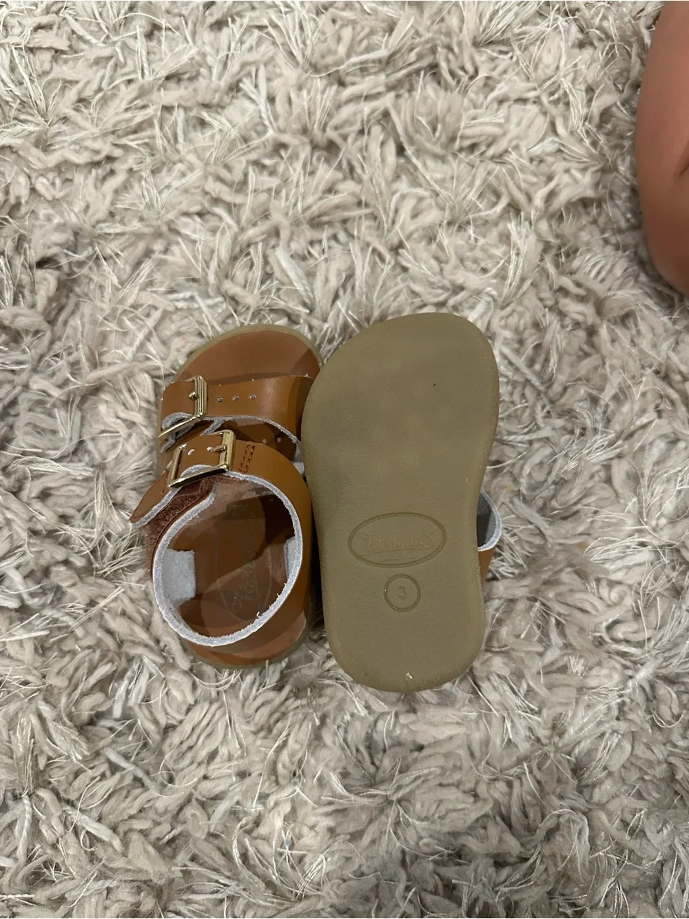 FOOTMATES toddler size 3 in EXCELLENT condition.